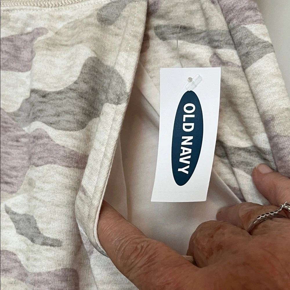 Woman’s Camouflage Shorts - Picture 3 of 3